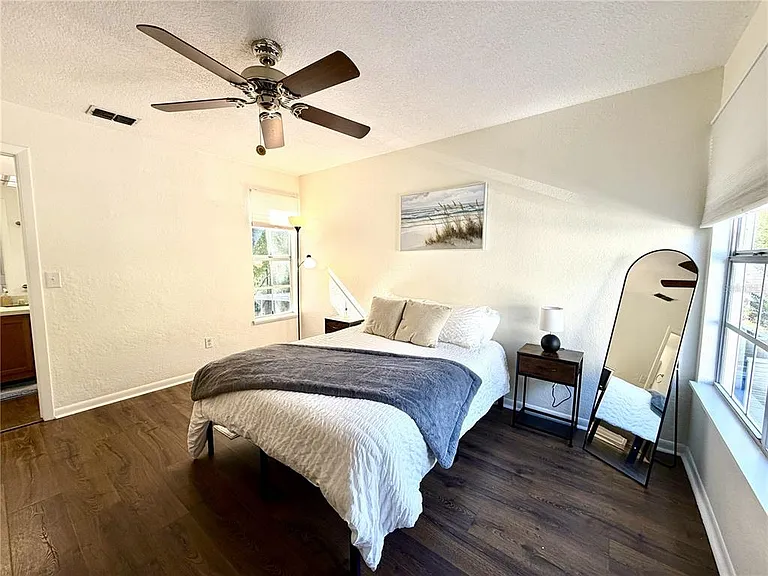 6905 Lake Place Ct — Photo 14