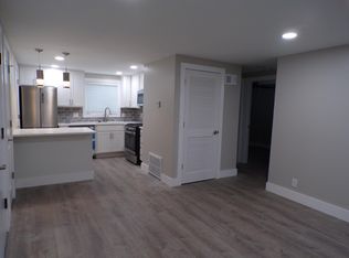 114 W Dodridge St #B, Columbus, OH 43202