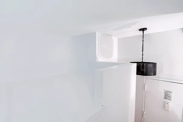 Rented by Urbane Brokerage | media 12