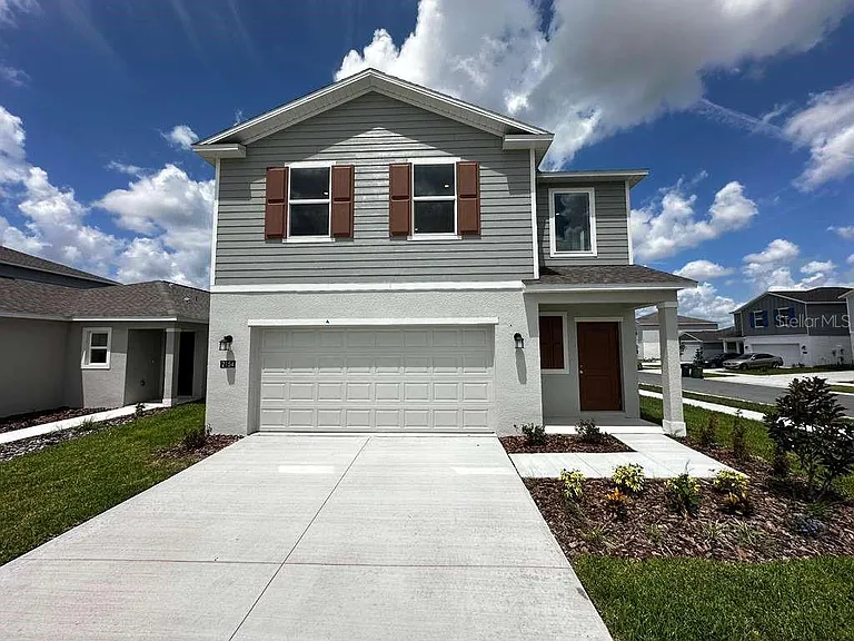 2154 Chris Dr — Photo 1