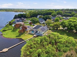 1028 S Lake Mariam Dr, Winter Haven, FL 33884