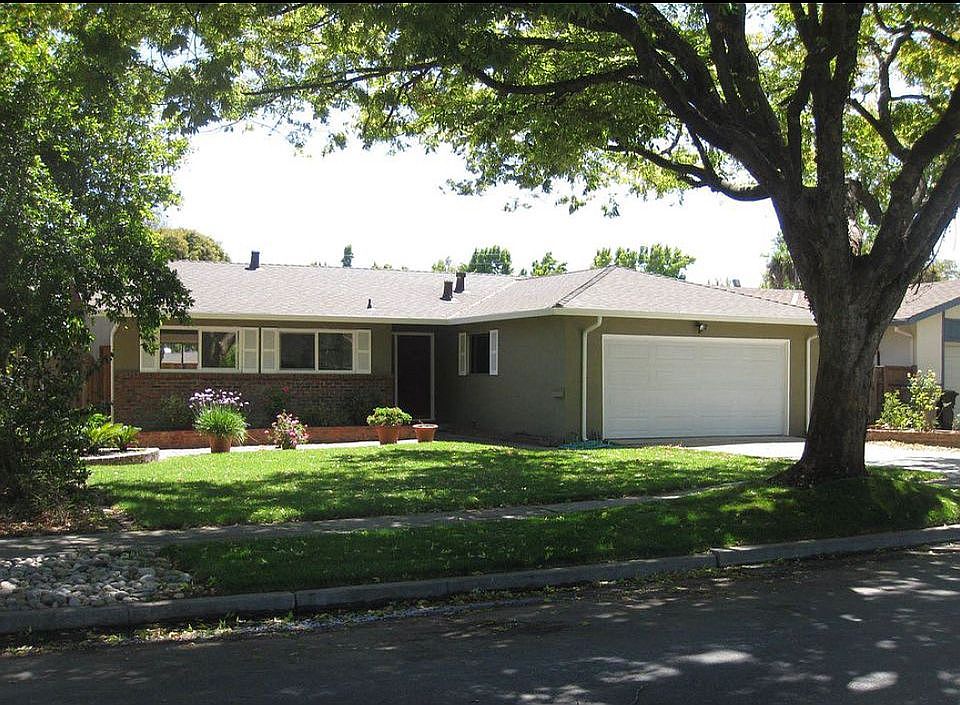 1st image of 1586 Lyle Dr
