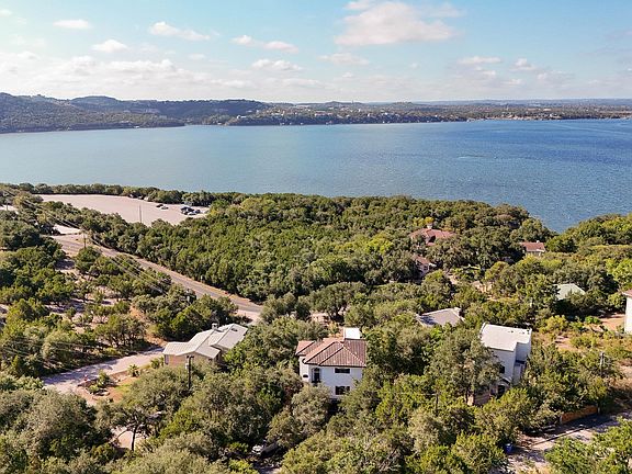 5th image of 13803 Lake View Dr