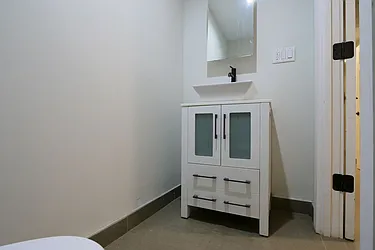 Rented by Tapiro Realty