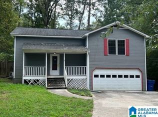 225 Hillwood Dr, Alabaster, AL 35007