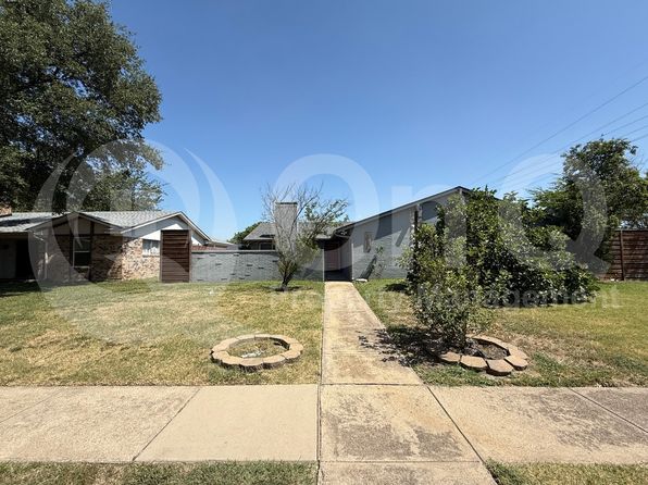 2131 Blossom Ln