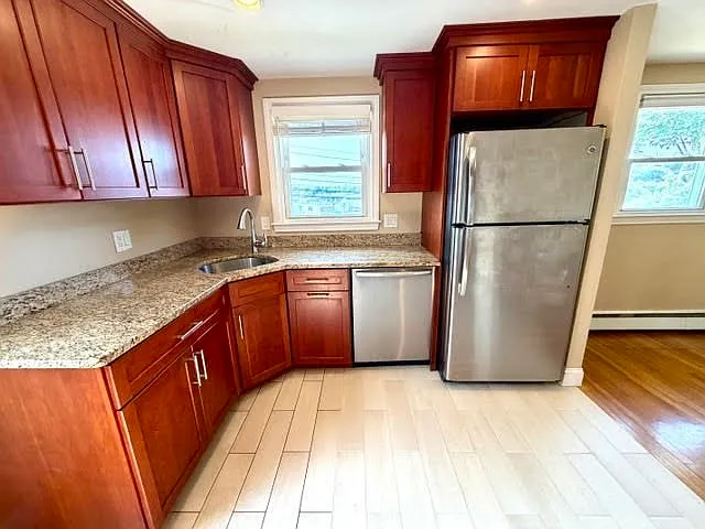 116 Upton Rd — Photo 6