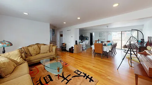 22-24 Broadlawn Park Photo 1