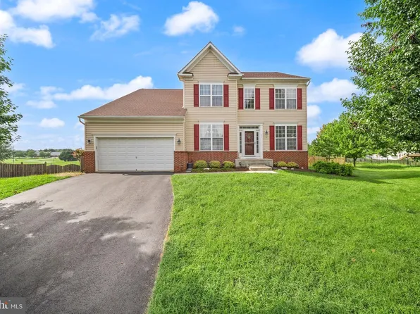 16 Litten Ct, Berryville, VA 22611