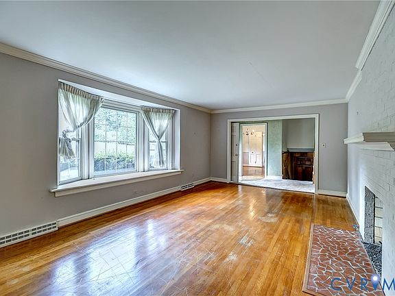 4th image of 1533 Monmouth Dr