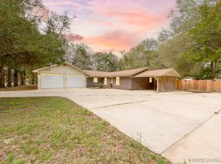 2 Glover St, Daleville, AL 36322