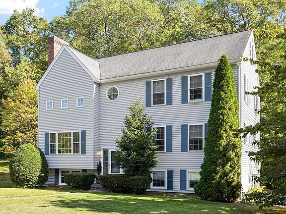 2nd image of 1 Vanderbelt Rd