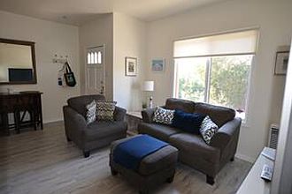3rd image of 2406 Hidalgo Ave
