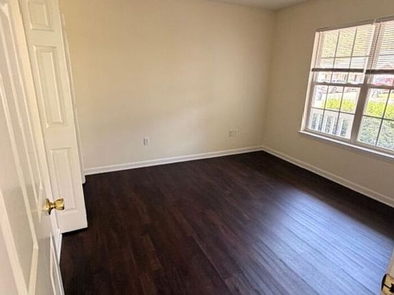 3rd image of 203 Ashley Ln #A