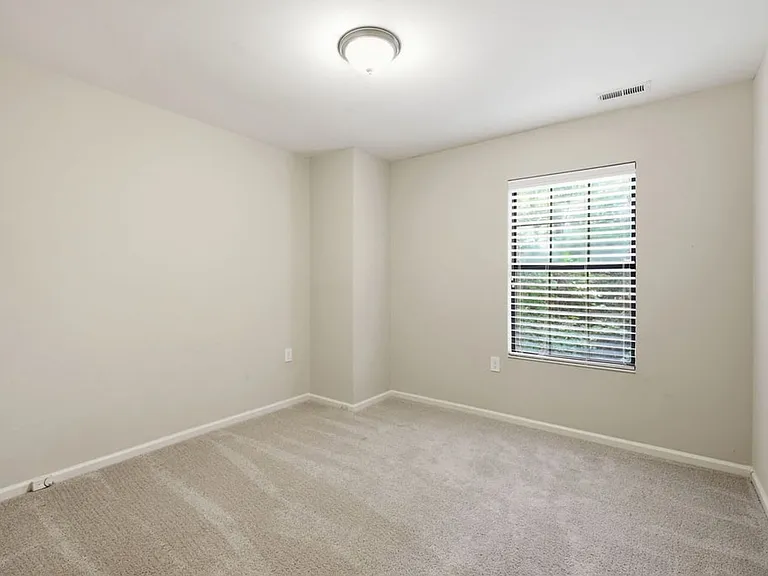 7733 Falcon Rest Cir — Photo 28