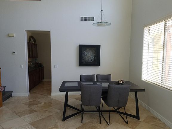 5th image of 3908 E Parkview Dr