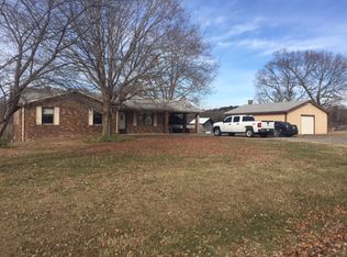 749 Beautiful Home Rd, Tompkinsville, KY 42167