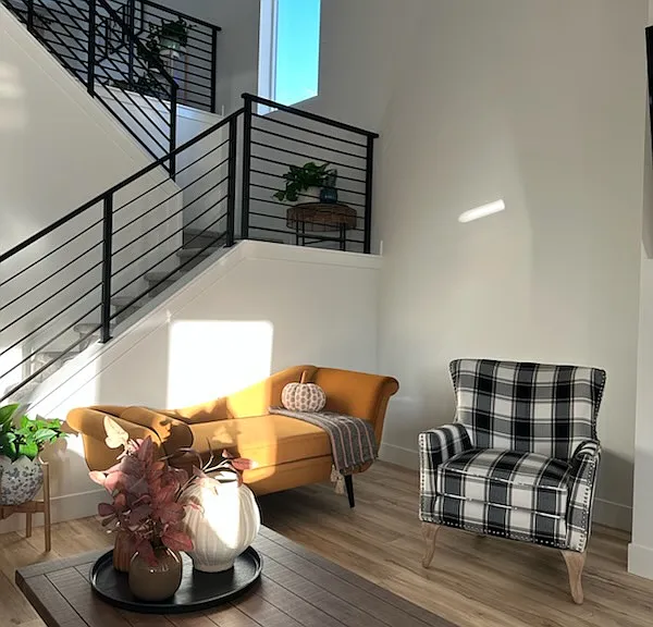 1457 W Russo Dr — Photo 9