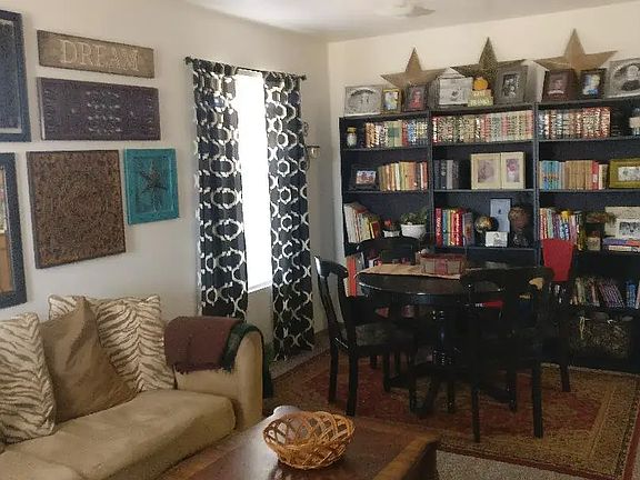 5th image of 1400 W Somerville St #5183