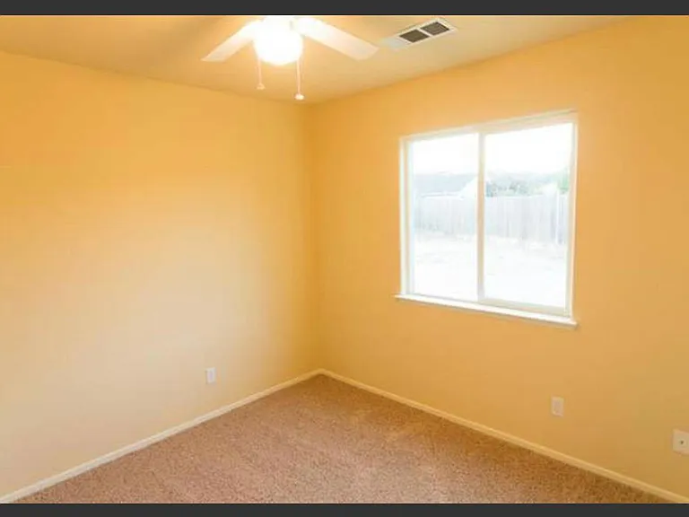 3612 Clay Ct — Photo 6