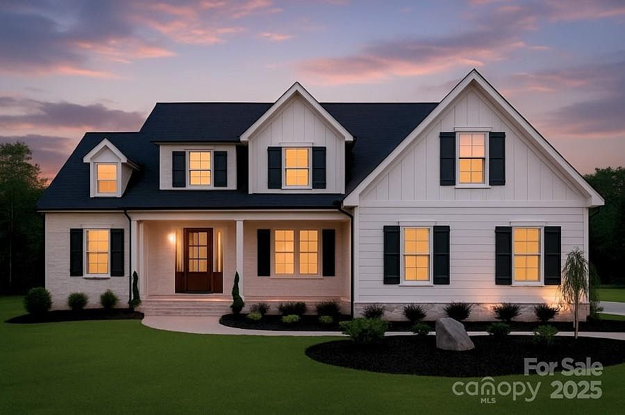 1st image of 5007 Carolina North Dr #2