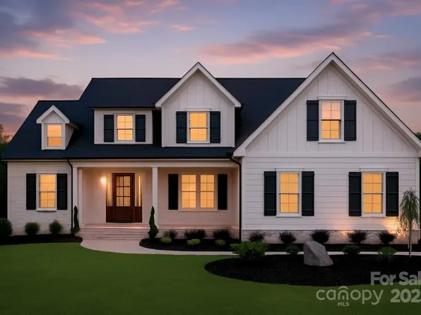 5007 Carolina North Dr #2, Gastonia, NC 28056