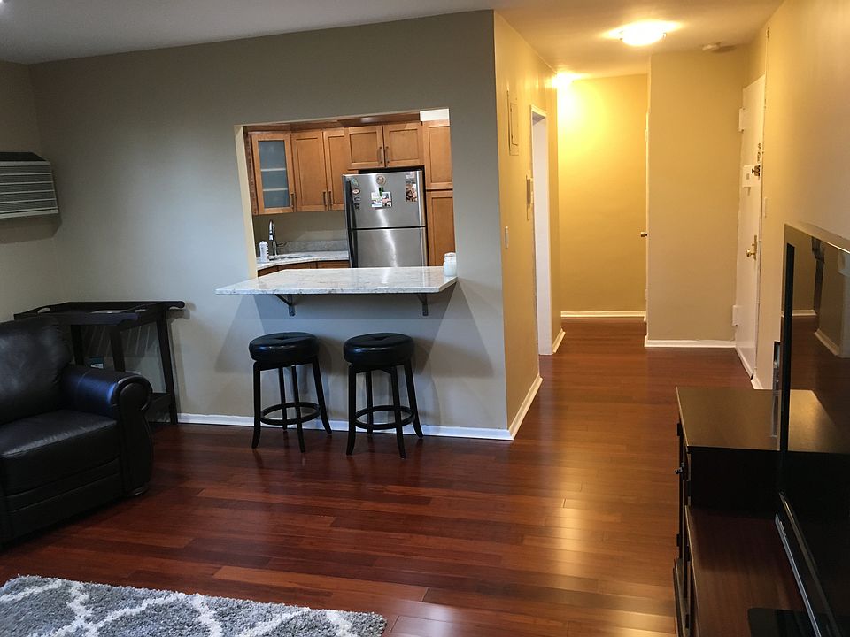 1st image of 20910 41st Ave APT 1D
