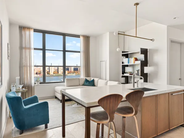 180 Front Street image 1 of 21