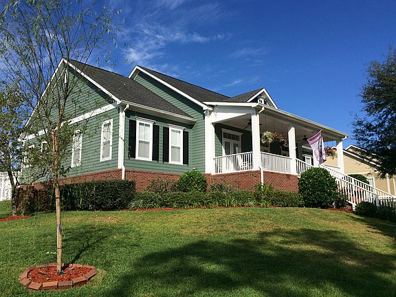 3rd image of 3698 Overlook Dr