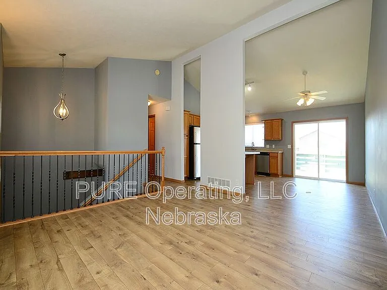 6110 S 188th St — Photo 6
