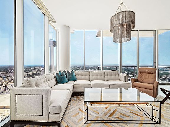 2nd image of 610 E Market St #3007