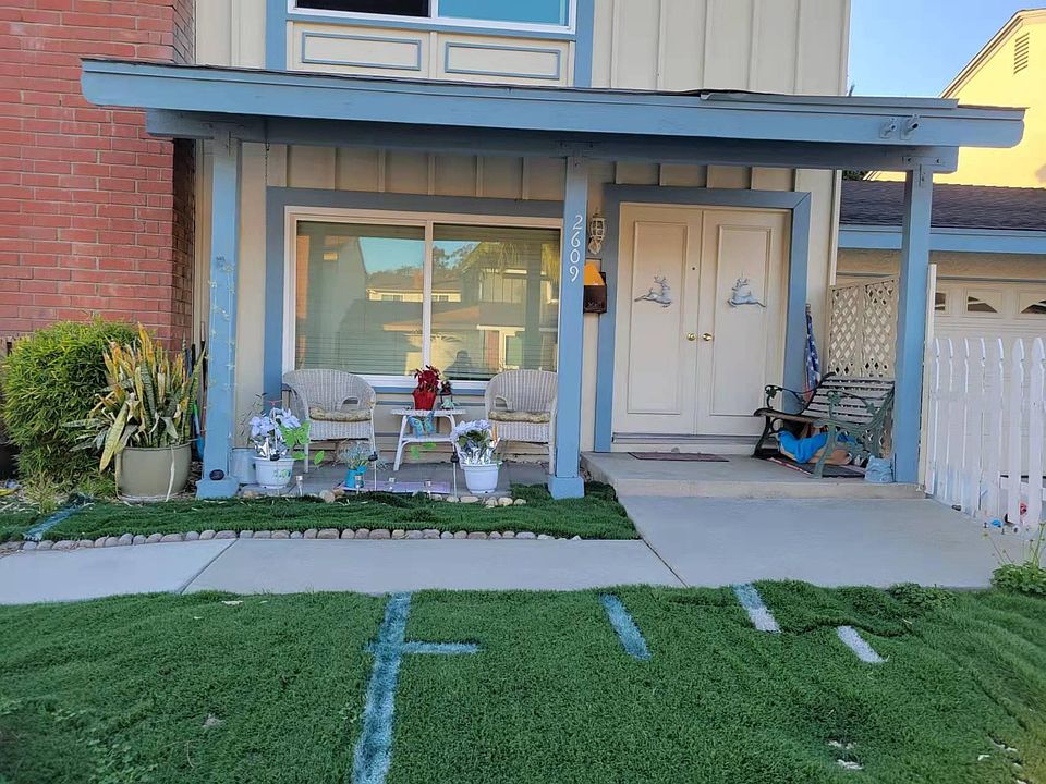 1st image of 2609 S Moorland Pl