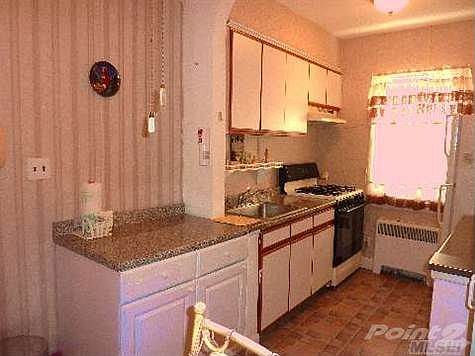 5th image of 43 Floral Blvd APT 2A