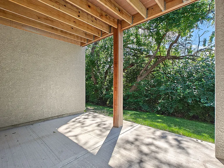 22231 W 121st St — Photo 39