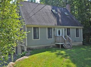 78 Bay Rd, Newmarket, NH 03857