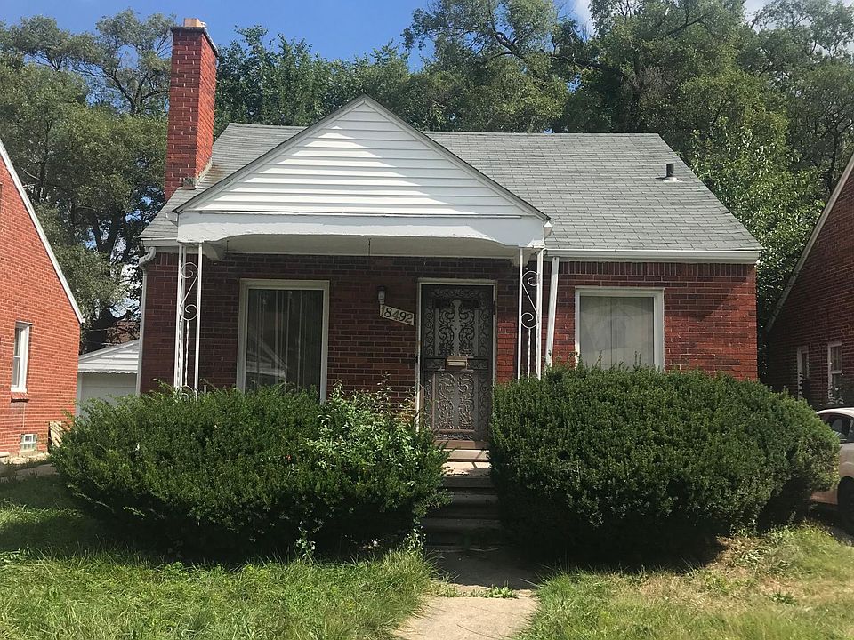 1st image of 18492 Mark Twain St