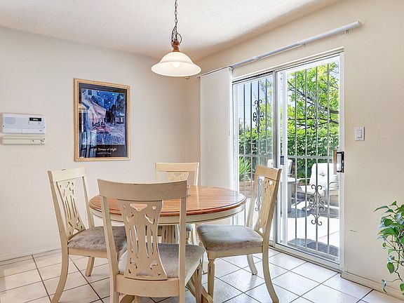 4th image of 4216 Altura Mesa Ln NE