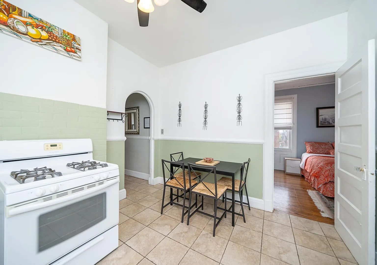 2 bed, 1200 sqft, $2,800 — Photo 3