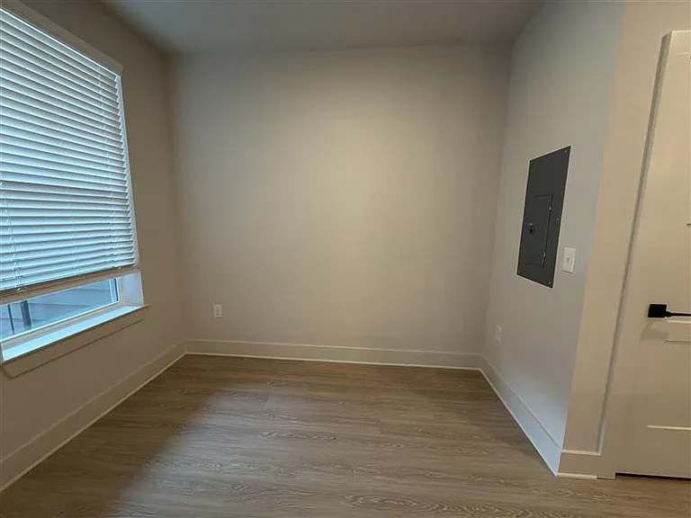 District on the Etowah Apartments — Photo 1065