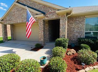 411 Dartmouth Dr, Van Alstyne, TX 75495