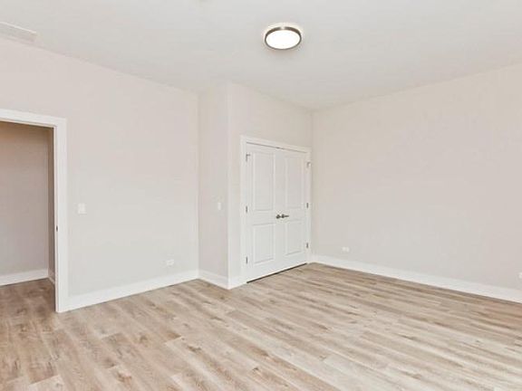 5th image of 2729 N Ashland Ave #3bhzf91t0