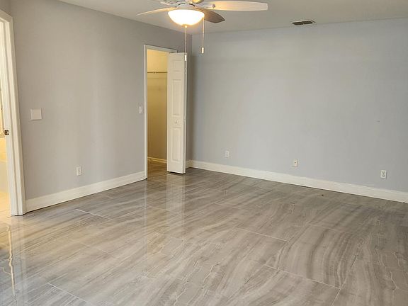 5th image of 4103 SW 7th Ave