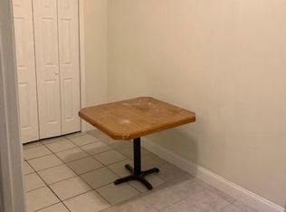 926 Arch St APT 2B, Philadelphia, PA 19107