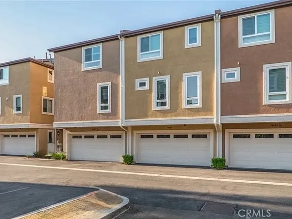 14685 Sherman Way, Van Nuys, CA 91405