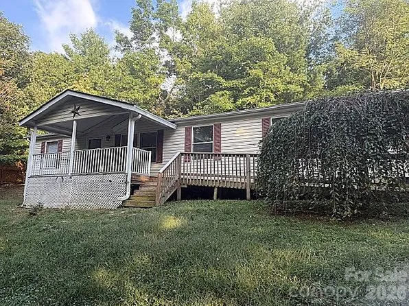 87 Sleepy Forest Dr, Leicester, NC 28748