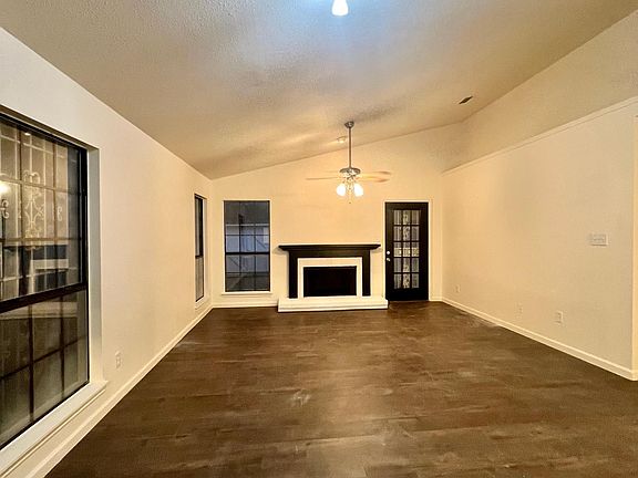 5th image of 2541 Forest Creek Dr