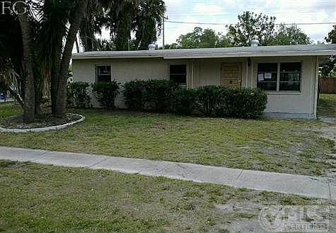 1st image of 888 Poinsettia Dr