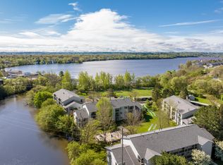 621 Riverine Dr APT 205, Traverse City, MI 49684