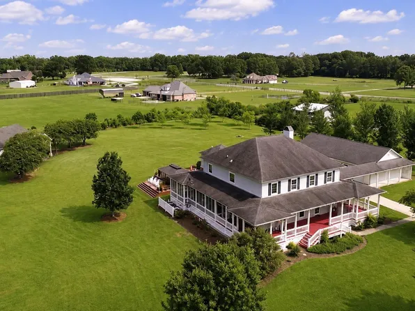 1223 Kings View Cir, Jackson, LA 70748