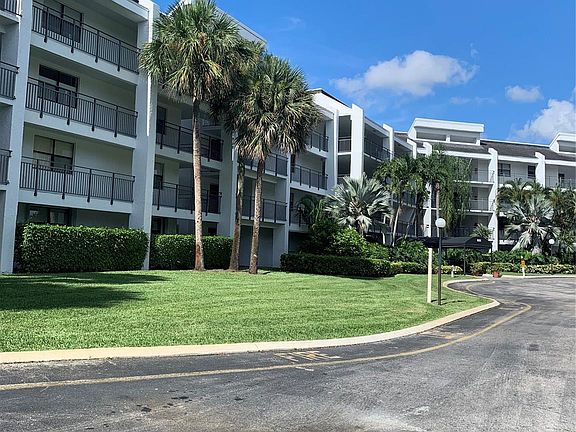2nd image of 16051 Blatt Blvd APT 103